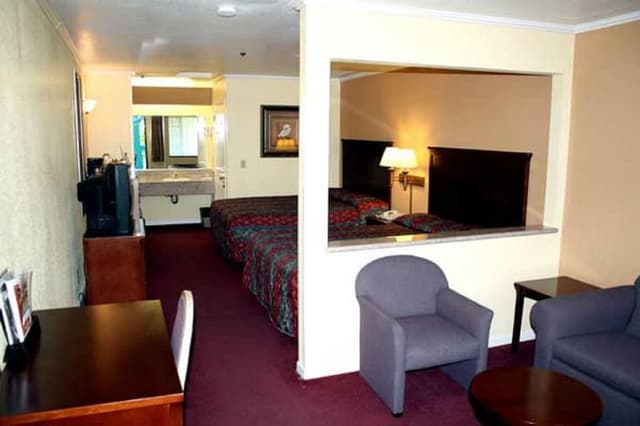 Suite, 2 Queen Beds