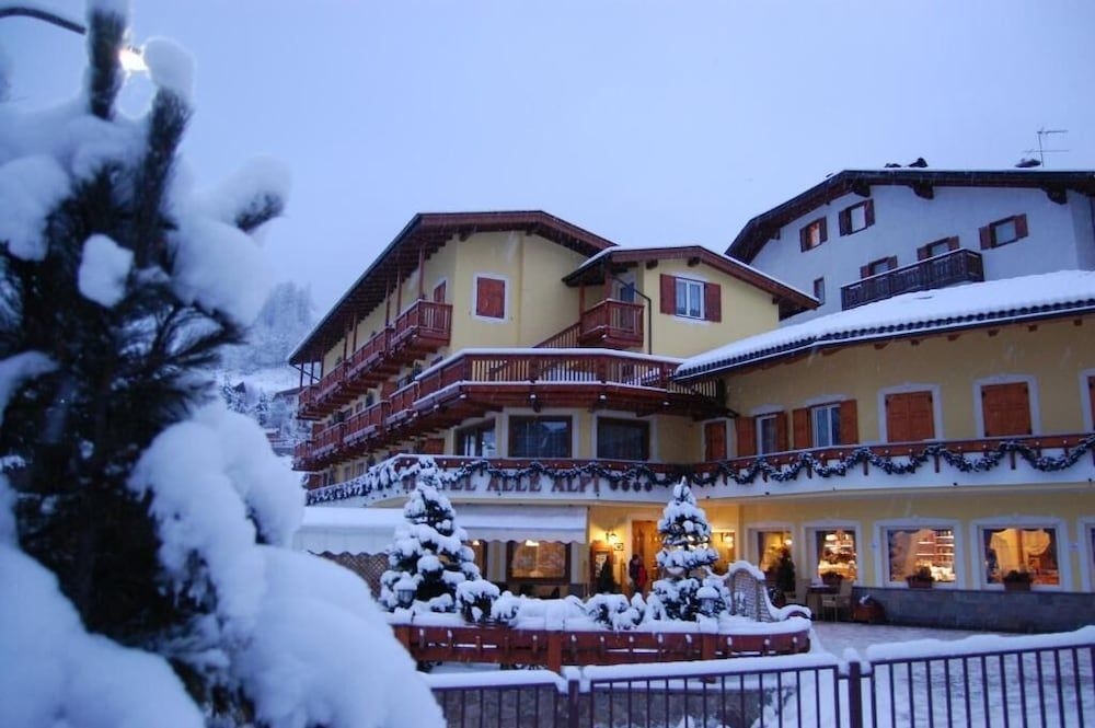 Hotel Alle Alpi0
