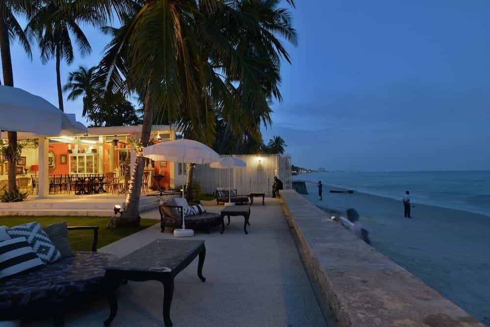 The Hen Hua Hin The Hen Hua Hin