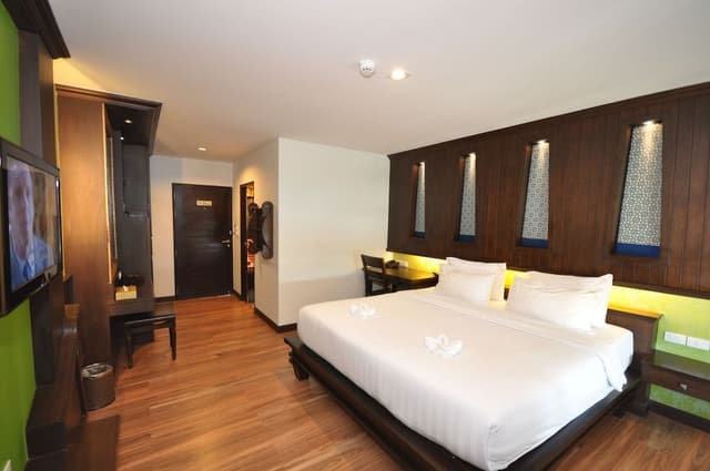Superior Double Room, 1 Double Bed, Partial Sea View