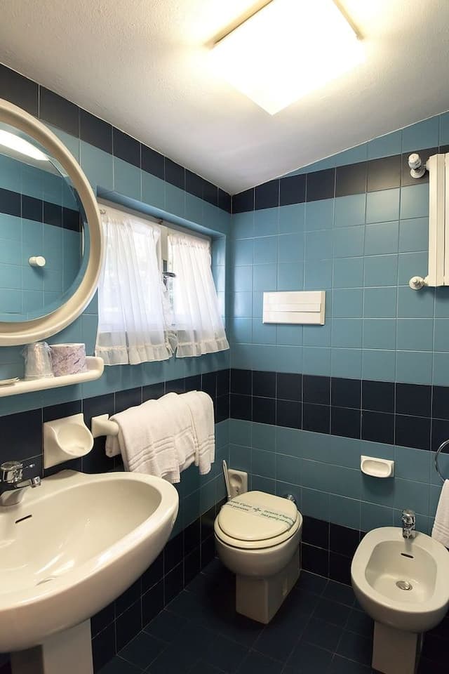 Basic Double or Twin Room (No Balcony)