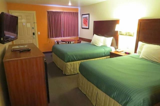 Room, 2 Queen Beds, Non Smoking
