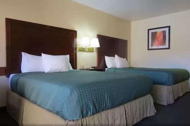Room, 2 Queen Beds, Non Smoking