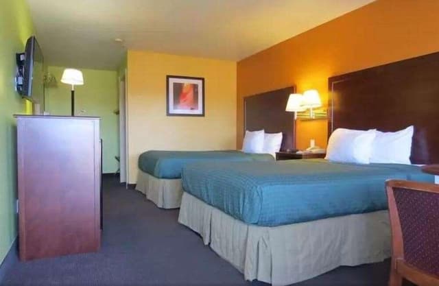 Room, 2 Queen Beds, Non Smoking