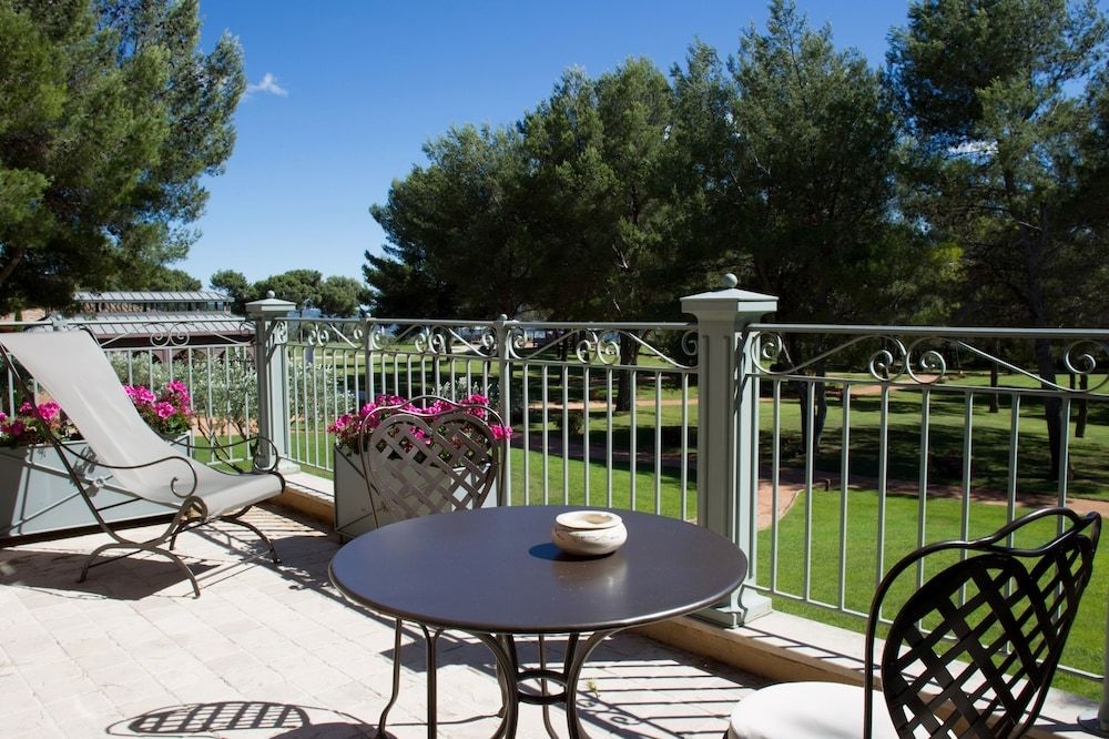 L'Hotel du Castellet1