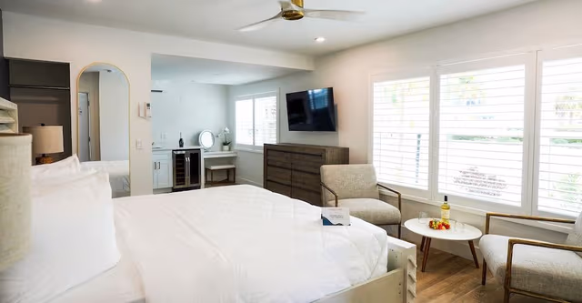 Executive King Suite w Cabana