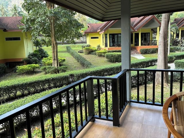 Grand Cottage