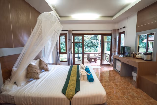 Deluxe Semi-detached Cottage