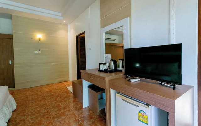 Deluxe Semi-detached Cottage