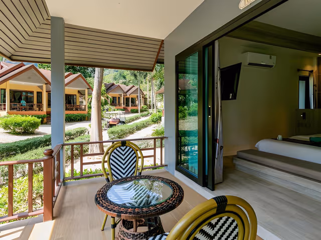 Grand Cottage