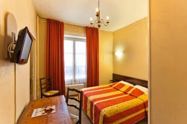 Standard Double Room (douche)