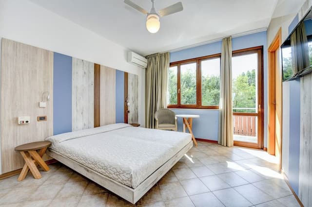 Superior Apartment, 2 Bedrooms, 2 Bathrooms, Lake View