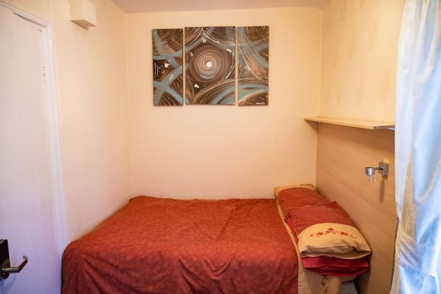 Standard Double Room Single Use (Room 6)