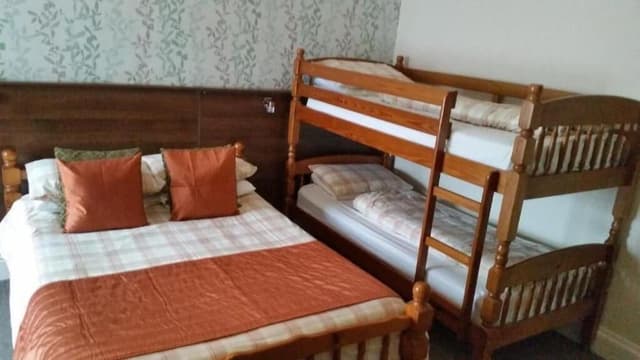 Family Room (Room 7)