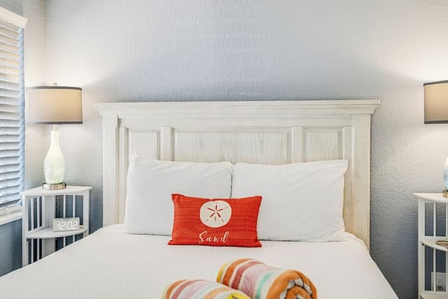 Suite, 1 Queen Bed with Sofa bed (Preferred Suite)