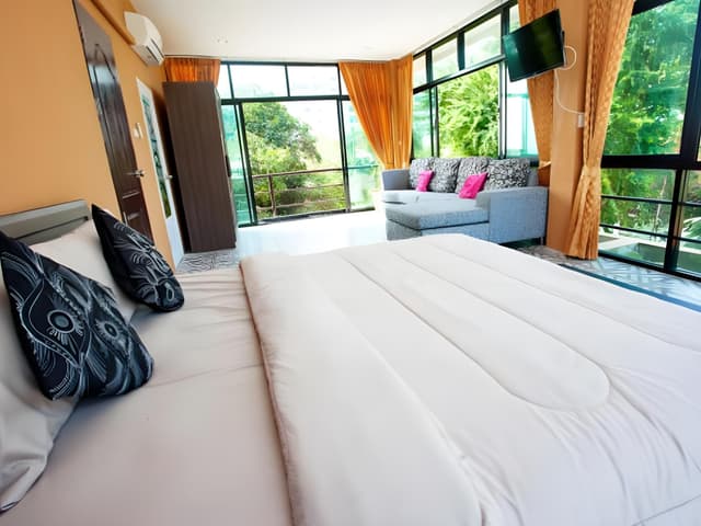 Mountain View Room