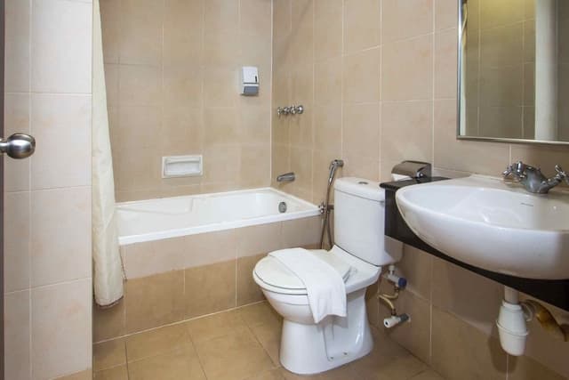 Superior Twin Room, 2 Twin Beds, Ensuite, City View