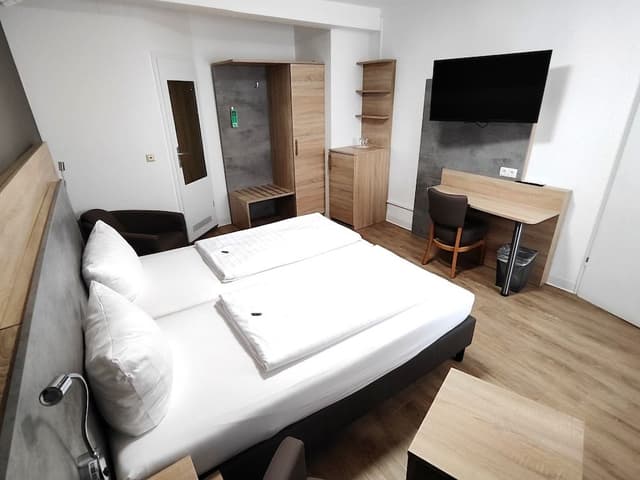 Basic Double Room