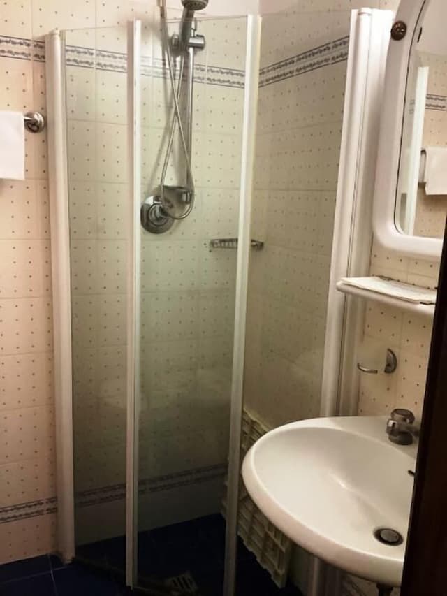 Basic Single Room