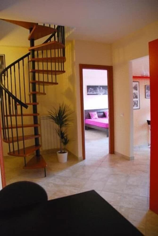 Stefy's Rooms3