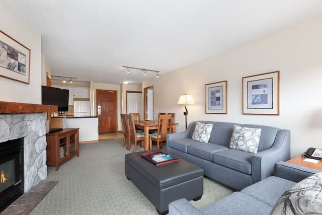 Condo, 2 Bedrooms (Unit 364)