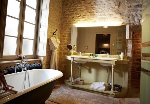 Grand Double Room (La Bourguignonne)