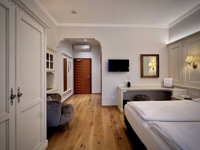 Deluxe Double Room, Balcony, Pool View