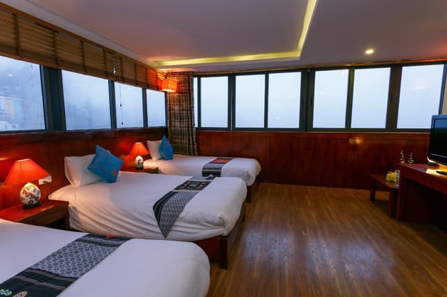 Family Mountain View Room