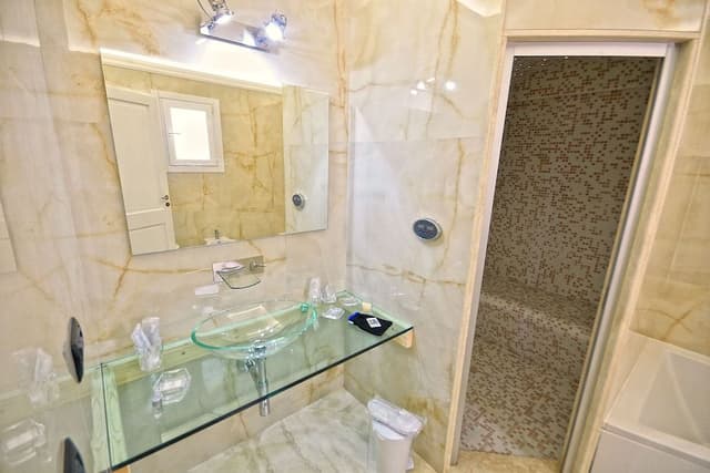 Suite, Hot Tub (SPA)