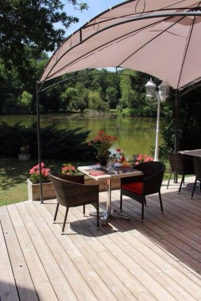 Hotel Etang des Reynats3