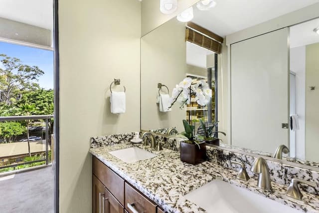 Suite, 3 Bedrooms