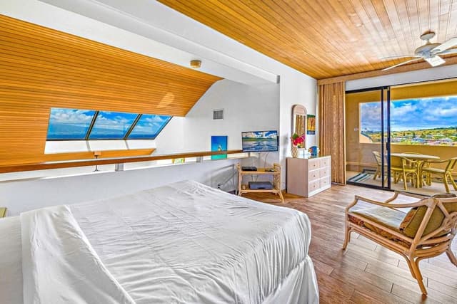 Condo (3 Bedrooms)