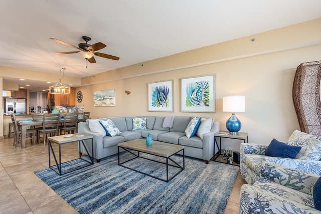 Condo, 2 Bedrooms