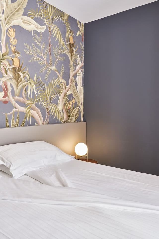 Comfort Double or Twin Room, Partial Lake View