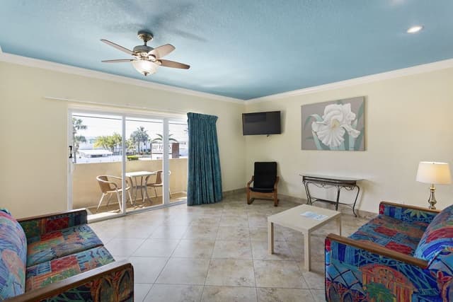 Deluxe One Bedroom Suite: 2 Queen Beds and 2 Sleeper Sofas