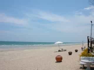 Jack Beach Resort
