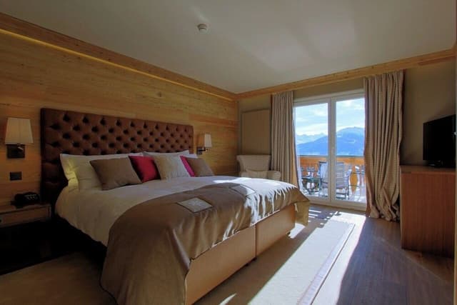 Royal Suite, Balcony, Mountain View