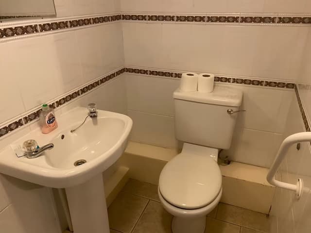 Standard family of 5 room