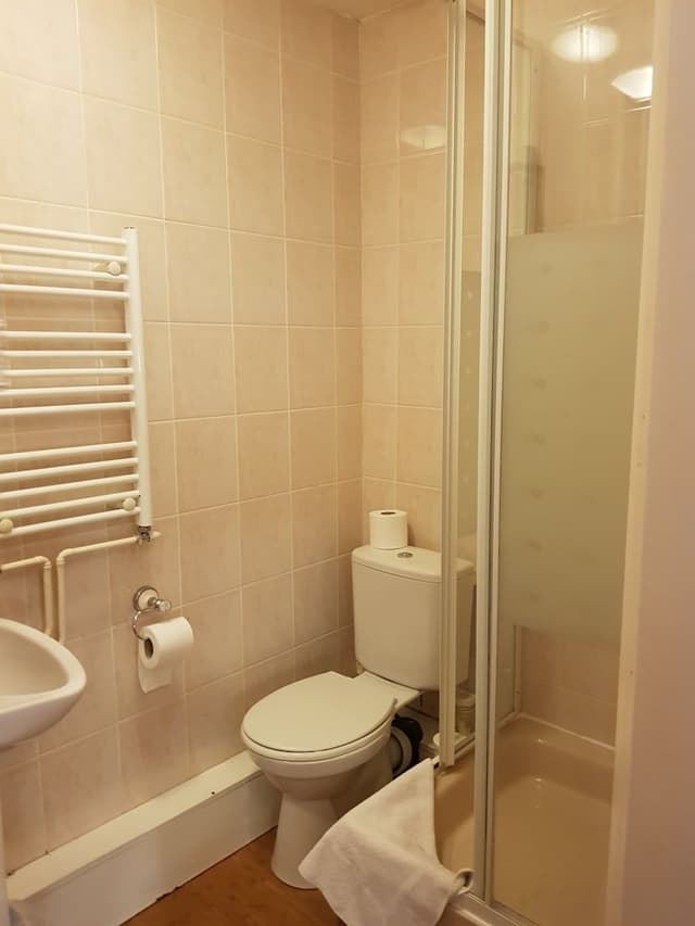 Basic Double Room, 1 Double Bed