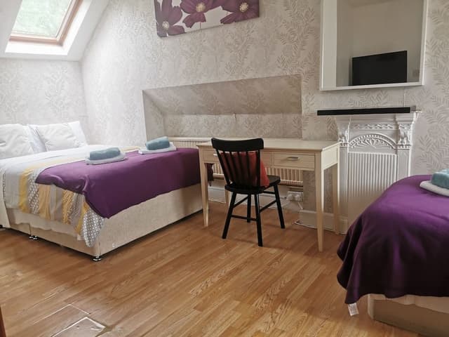 Basic Triple Room, Multiple Beds