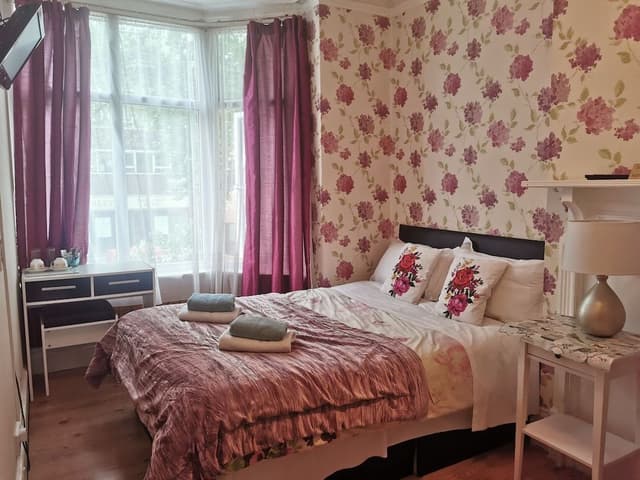 Basic Triple Room, Multiple Beds