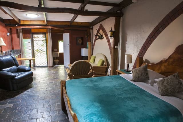 Comfort Suite (King)