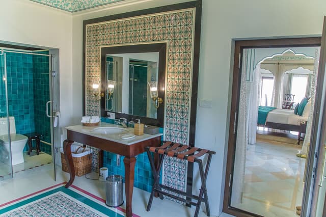 Heritage Signature Suite