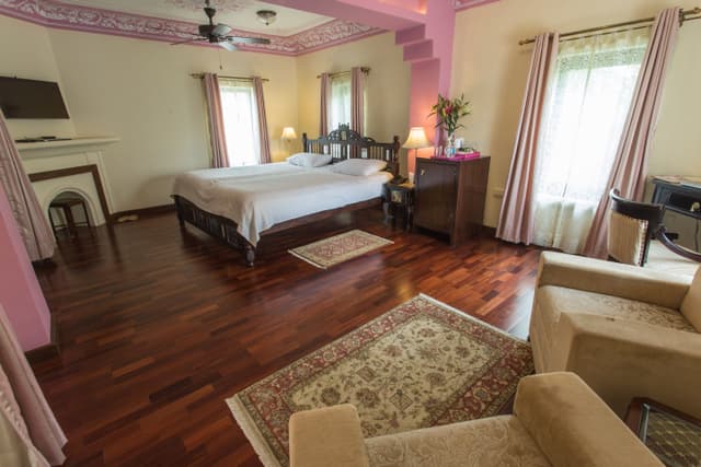 Heritage Signature Suite