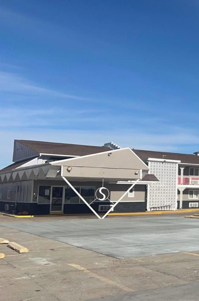 Circle S Motel1