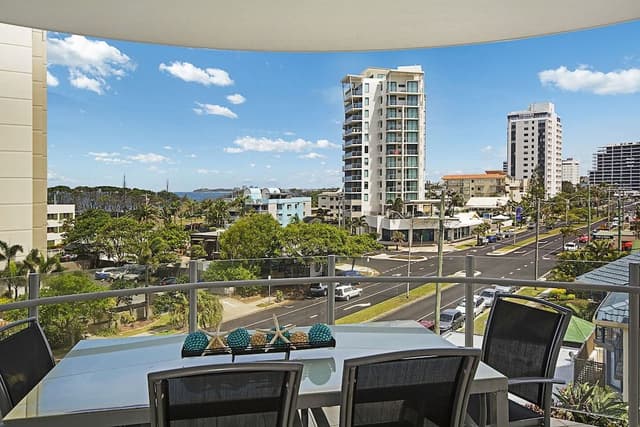Deluxe Spa Apartment with Ocean View