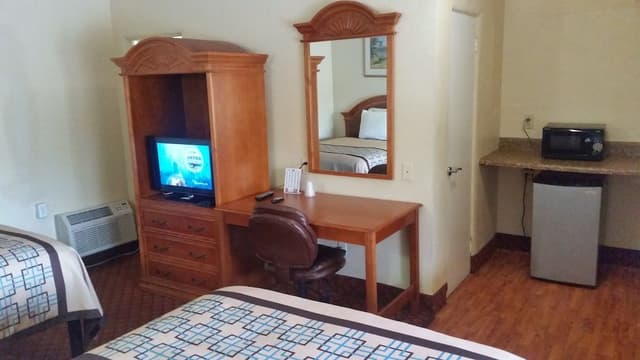 Double Room, 2 Double Beds, Non Smoking