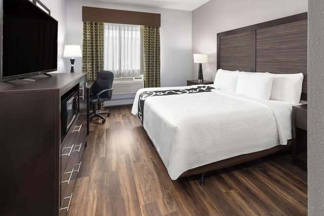 Room, 1 King Bed, Accessible, Non Smoking