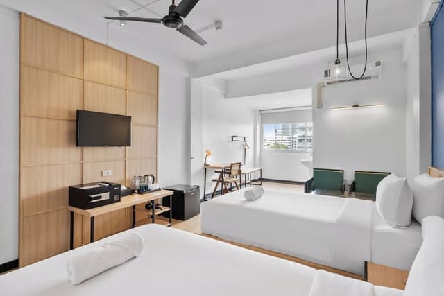 Deluxe Twin Room