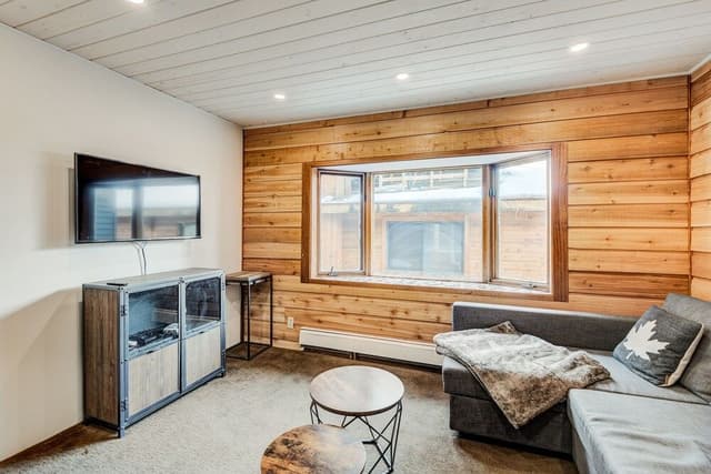 Deluxe House, Multiple Bedrooms, Mountain View, Mountainside